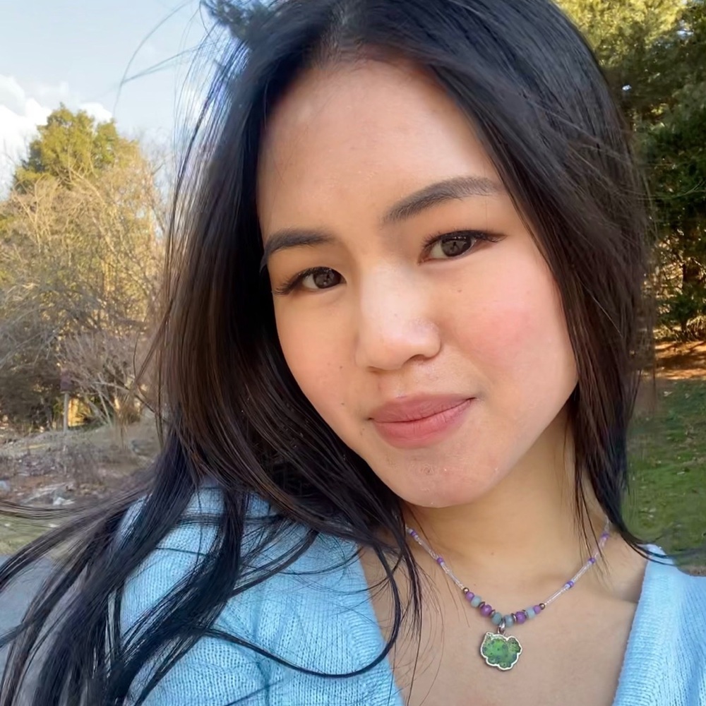 Meet your Posher, Liz